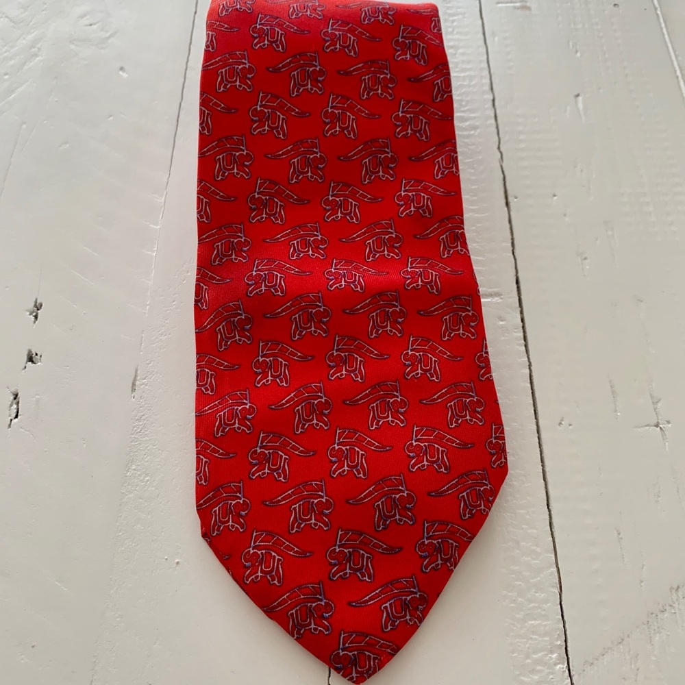 Salvatore Ferragamo tie 100% silk made in Italy